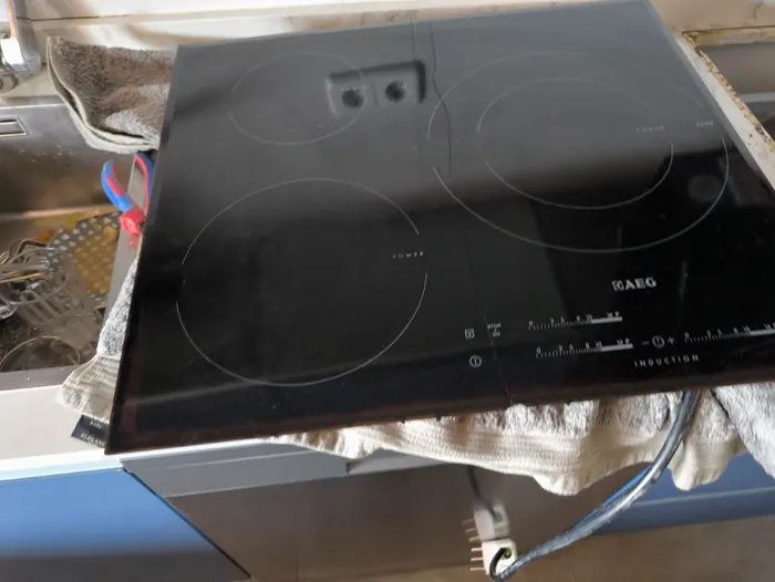 Reparación de placa de inducción